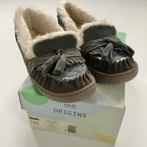 Earth Origins Shoes Nwt Earth Origins Grey Fur Lined Moccasin